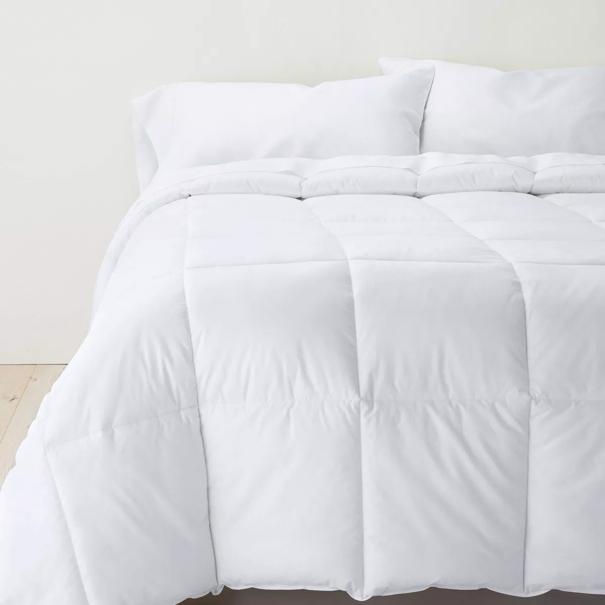 Premium Down Alternative Comforter Full/Queen