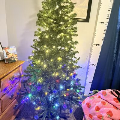 Pre-Lit Alberta Spruce Mini Artificial Christmas Tree, final cut