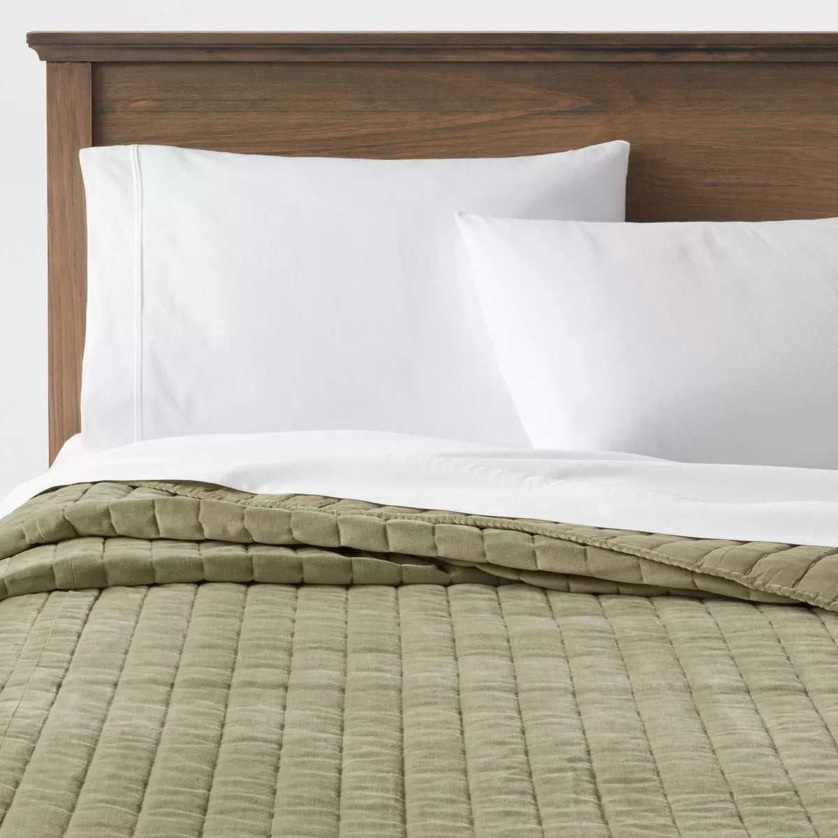 Full/Queen Channel Stitch Velvet Quilt Green, Cotton Backing, Year-Round Comfort