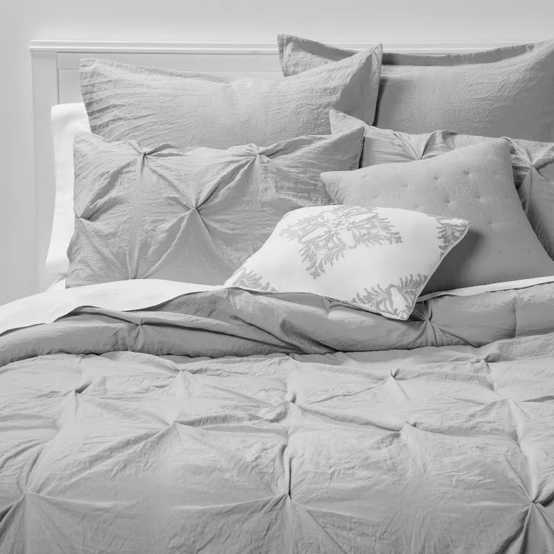 8pc Pinch Pleat Comforter Bedding Set - King