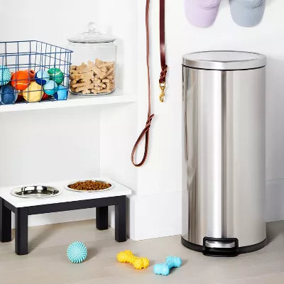 Round Step Trash Can