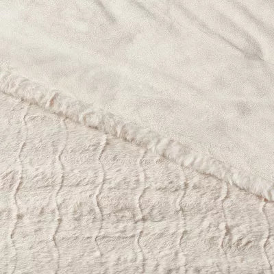 Luxe Sculpted Faux Fur Comforter and Sham Set - Full/Queen