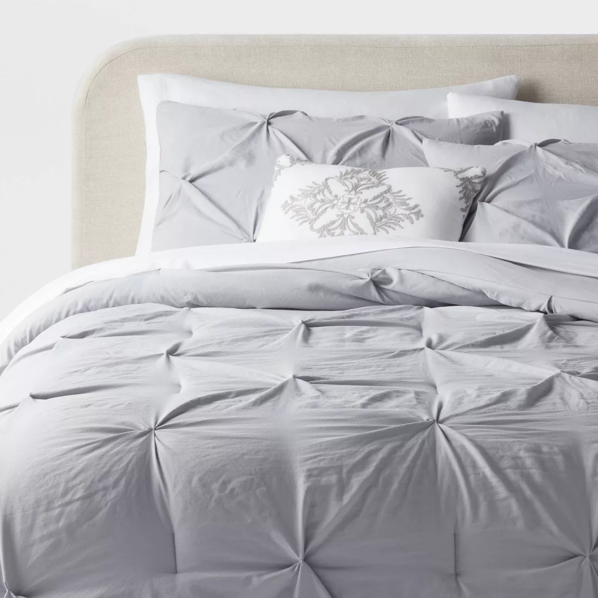 8pc Pinch Pleat Comforter and Sheet Set - King