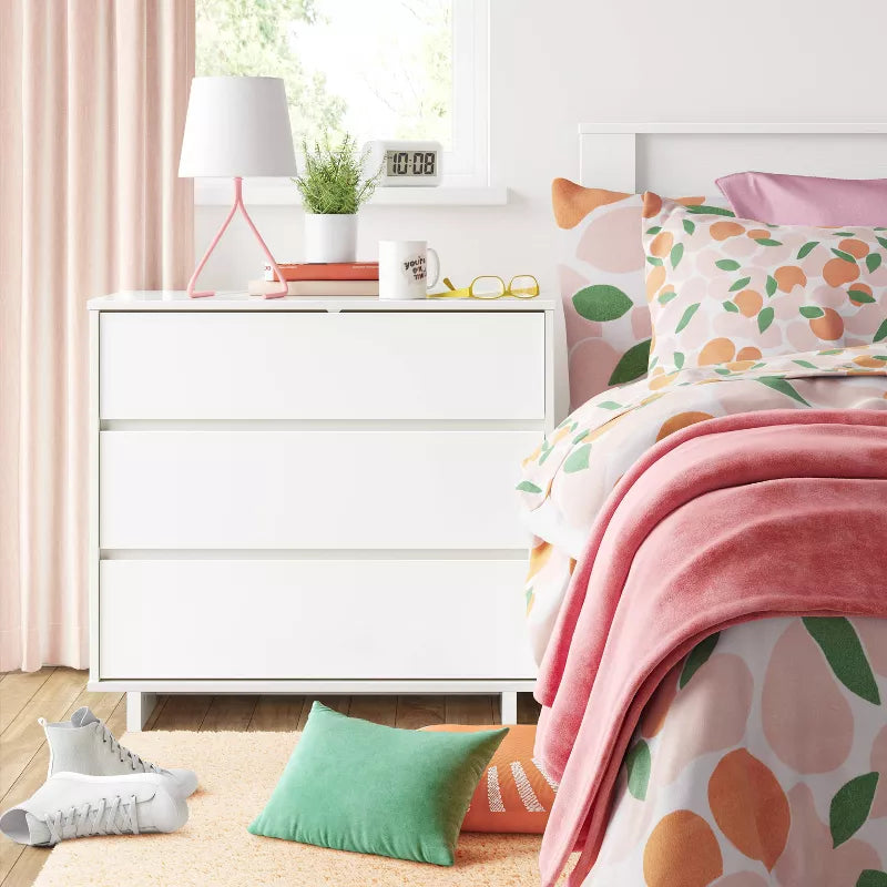 Modern 3 Drawer Dresser