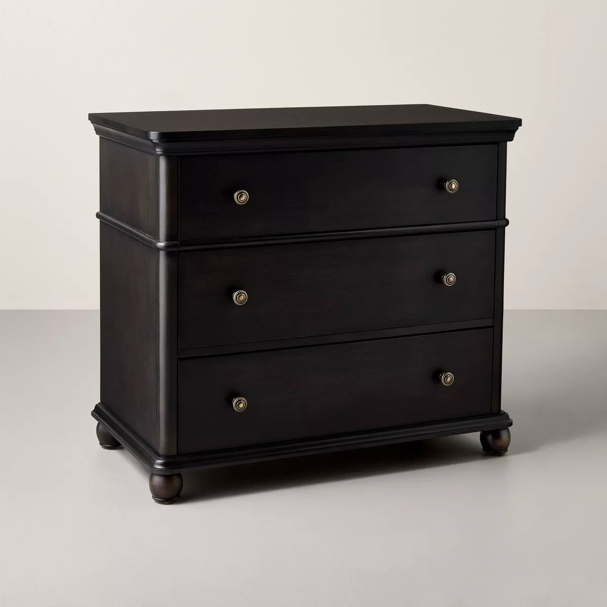 3 Drawer Classic Vertical Dresser