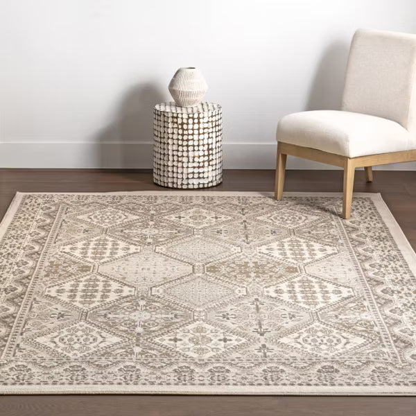 Becca Traditional Tiled Area Rug - 6' 7" x 9'