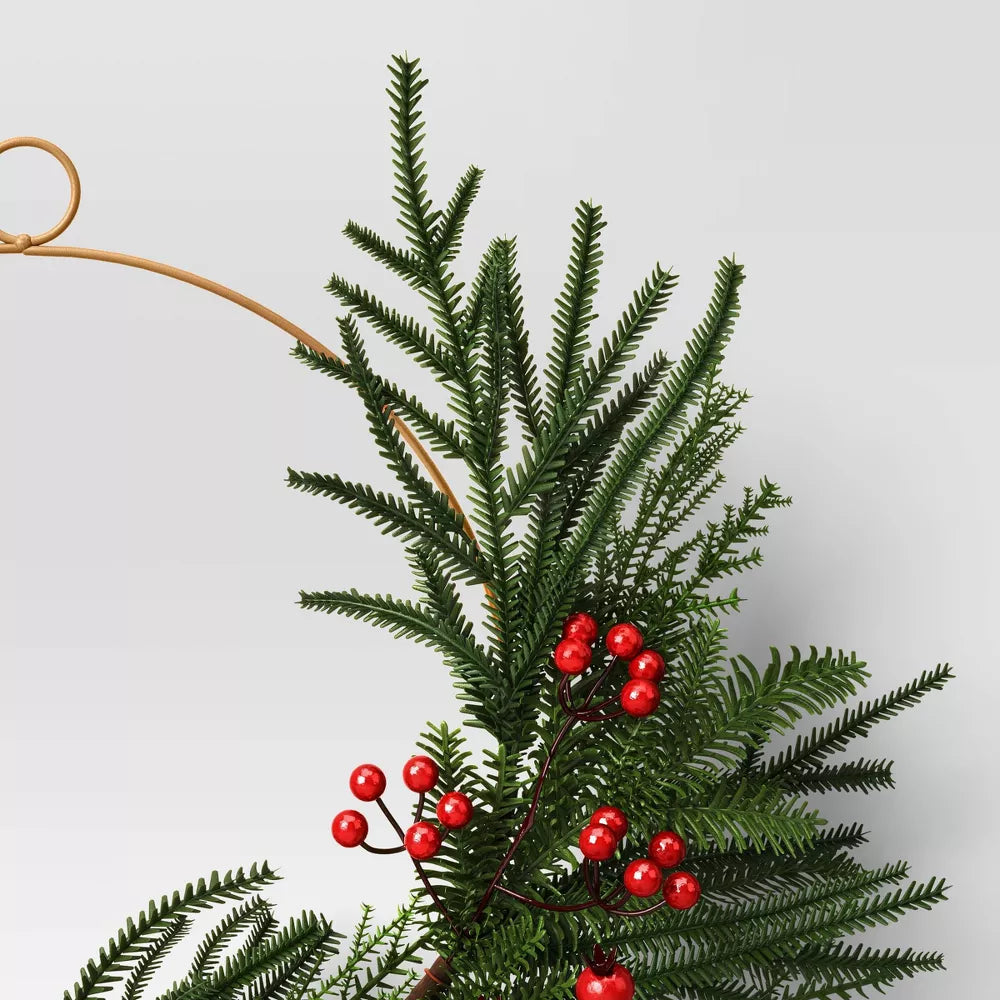 Asymmetrical Mixed Christmas Wreath, final cut