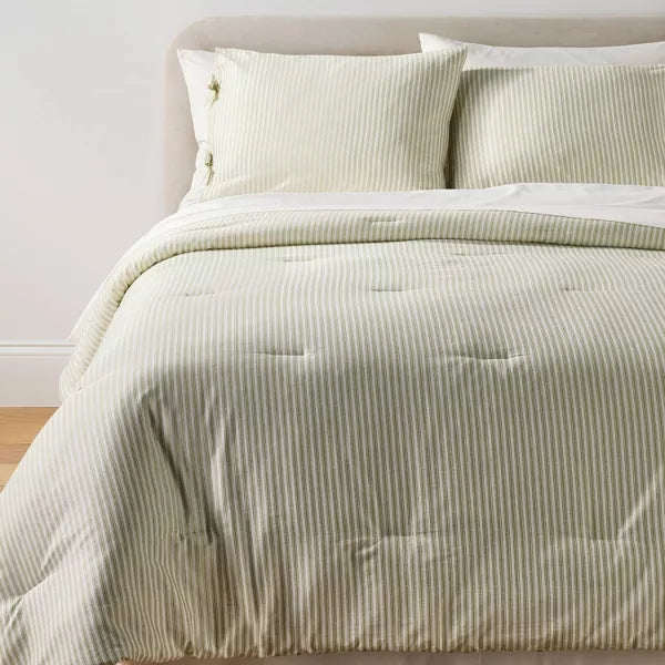Reversible Floral and Stripe Comforter Set Pink/Green - Twin/Twin XL