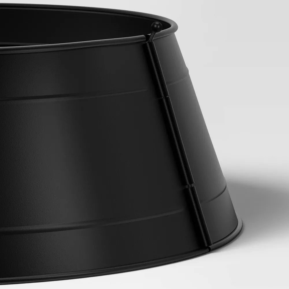 Metal Christmas Tree Collar Black final cut