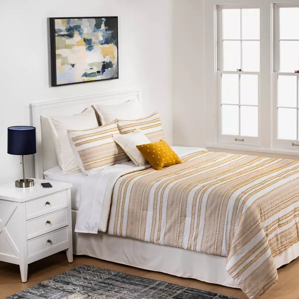 8pc Clipped Jacquard Stripe Comforter Bedding Set - Queen