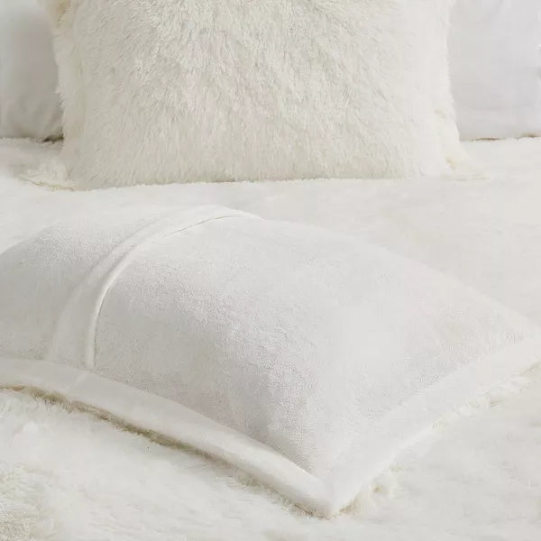 Leena Shaggy Faux Fur Duvet Set - Full/Queen