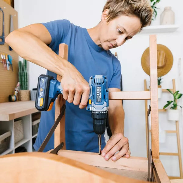 Cordless Project Kit: Lithium Battery, Power Drill Tool Set