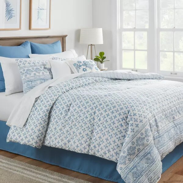 8pc Block Print with Border Comforter Bedding Set Light Blue - King