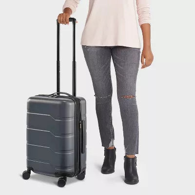 Hardside Carry On Spinner Suitcase