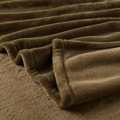 Full/Queen Ultra Plush Blanket - Full/Queen
