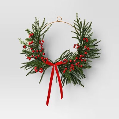 Asymmetrical Mixed Christmas Wreath, final cut