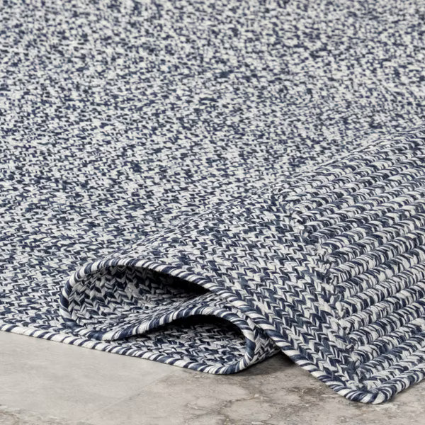 Braided Indoor/Outdoor Area Rug 8'x10'