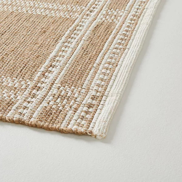 Border Plaid Handmade Jute Woven Area Rug Natural/Cream