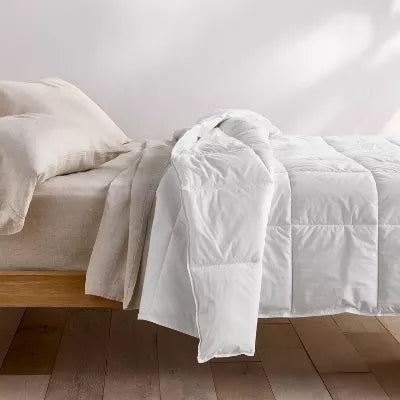 Premium Down Alternative Comforter - Full/Queen