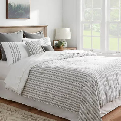 8pc Reversible Classic Stripe Comforter Set Gray/White - Queen