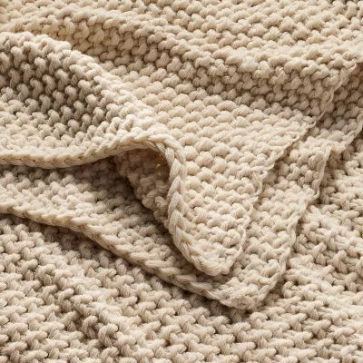 Chunky Knit Bed Blanket - Full/Queen