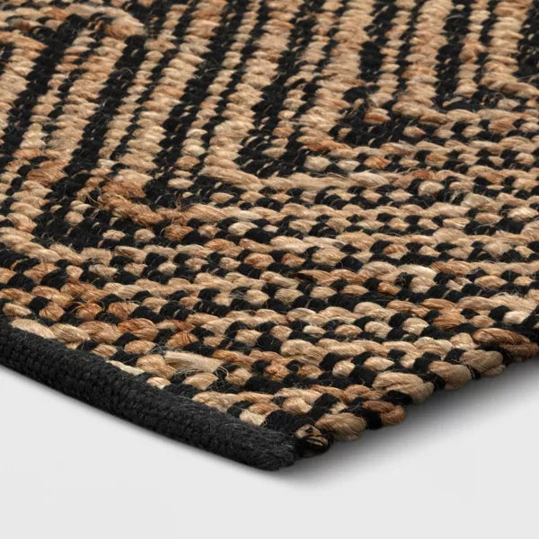 Handloom Chevron Runner Rug Black Abstract Pattern 2'4"x7'