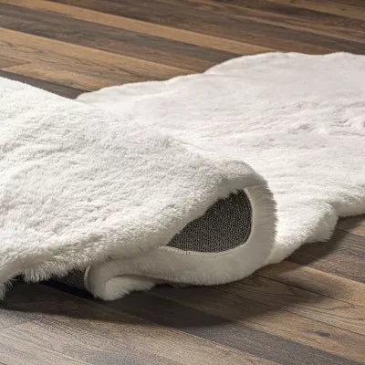 Eline Cozy Plush Machine Washable Faux Sheepskin Indoor Area Rug