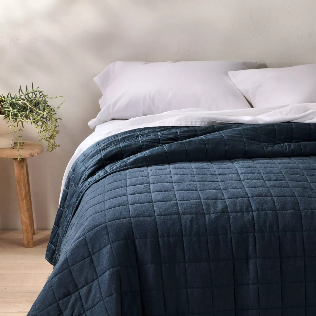 Full/Queen Heavyweight Linen Blend Quilt Dark Mineral Blue