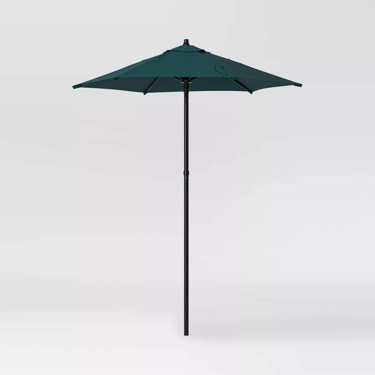 Round Outdoor Patio Market Umbrella with Black Pole