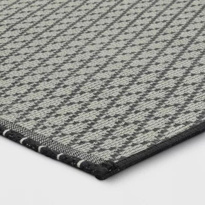 4'x5'6" Small Diamond Area Rug Charcoal Gray