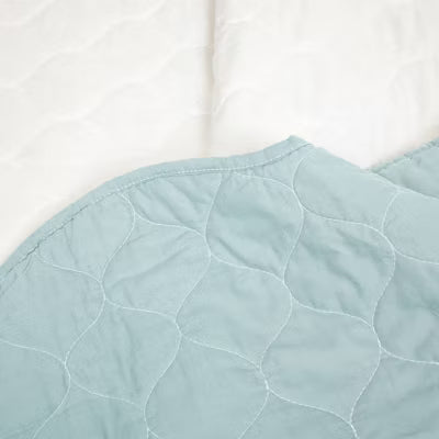 3pc Coastal Chic Scallop Edge Reversible Quilt - Full/Queen