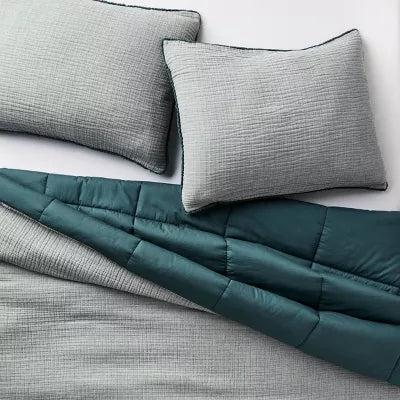 Textured Chambray Comforter - Full/Queen