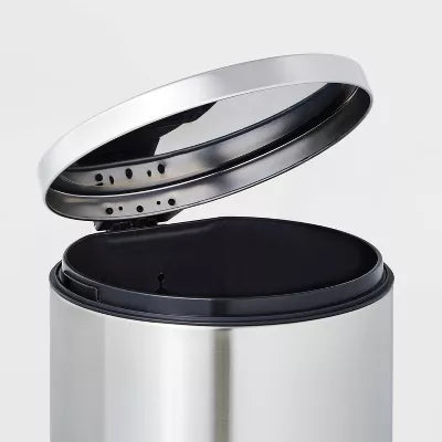 Round Step Trash Can