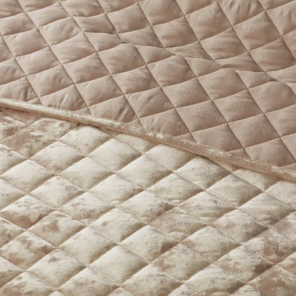 Luxe Diamond Stitch Velvet Quilt