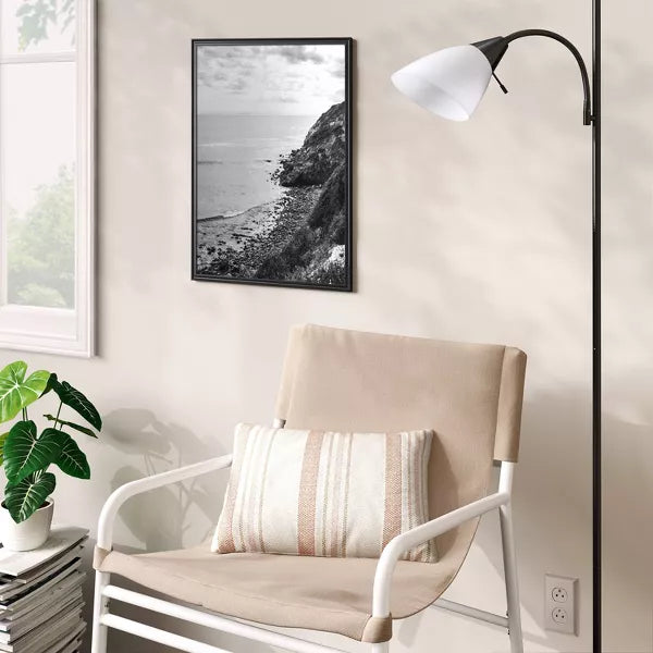 Traditional Poster Picture Frame