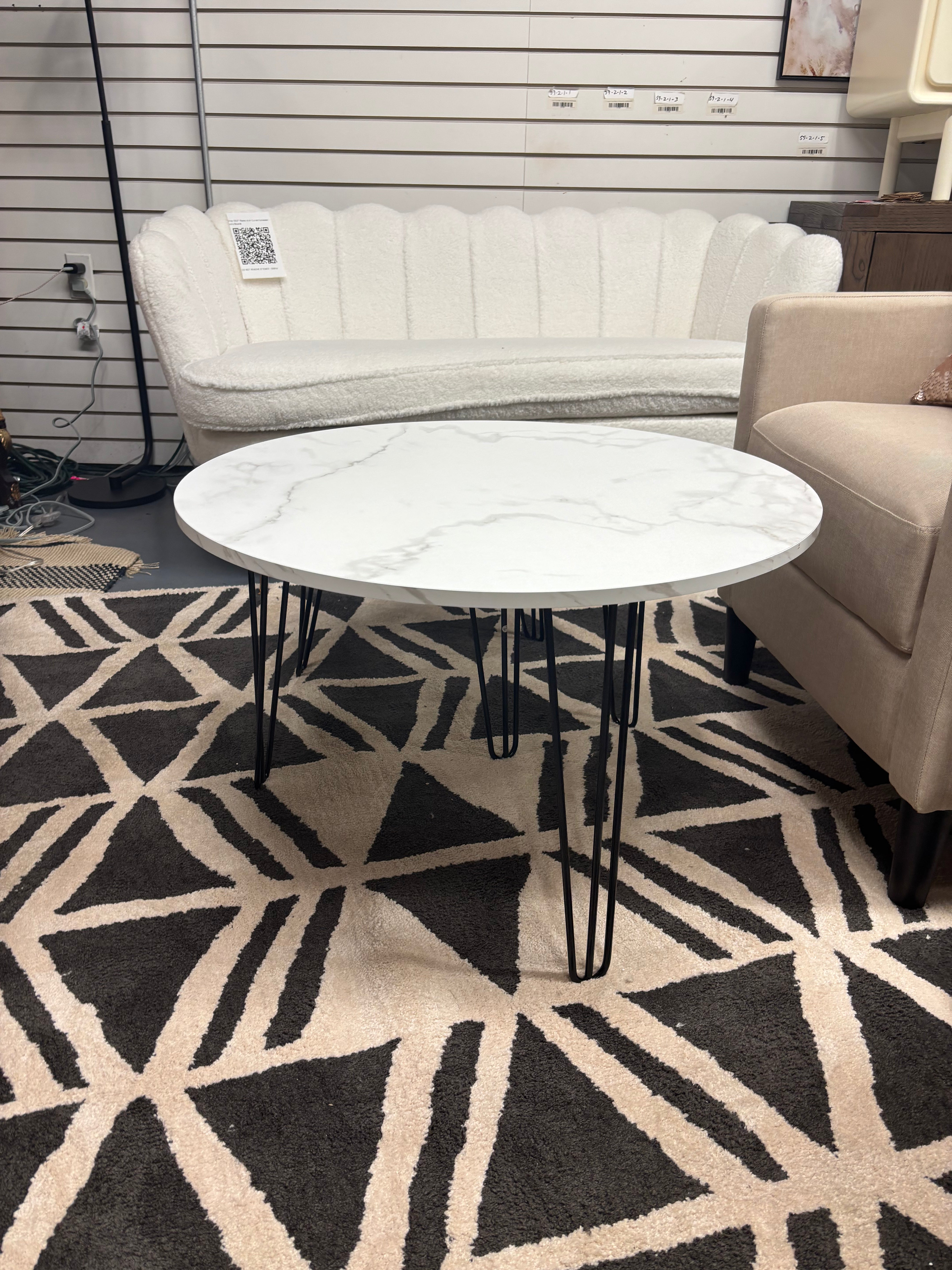(Set of 2) 27.56'' Round Nesting Coffee Table - White SHOWROOM ITEM