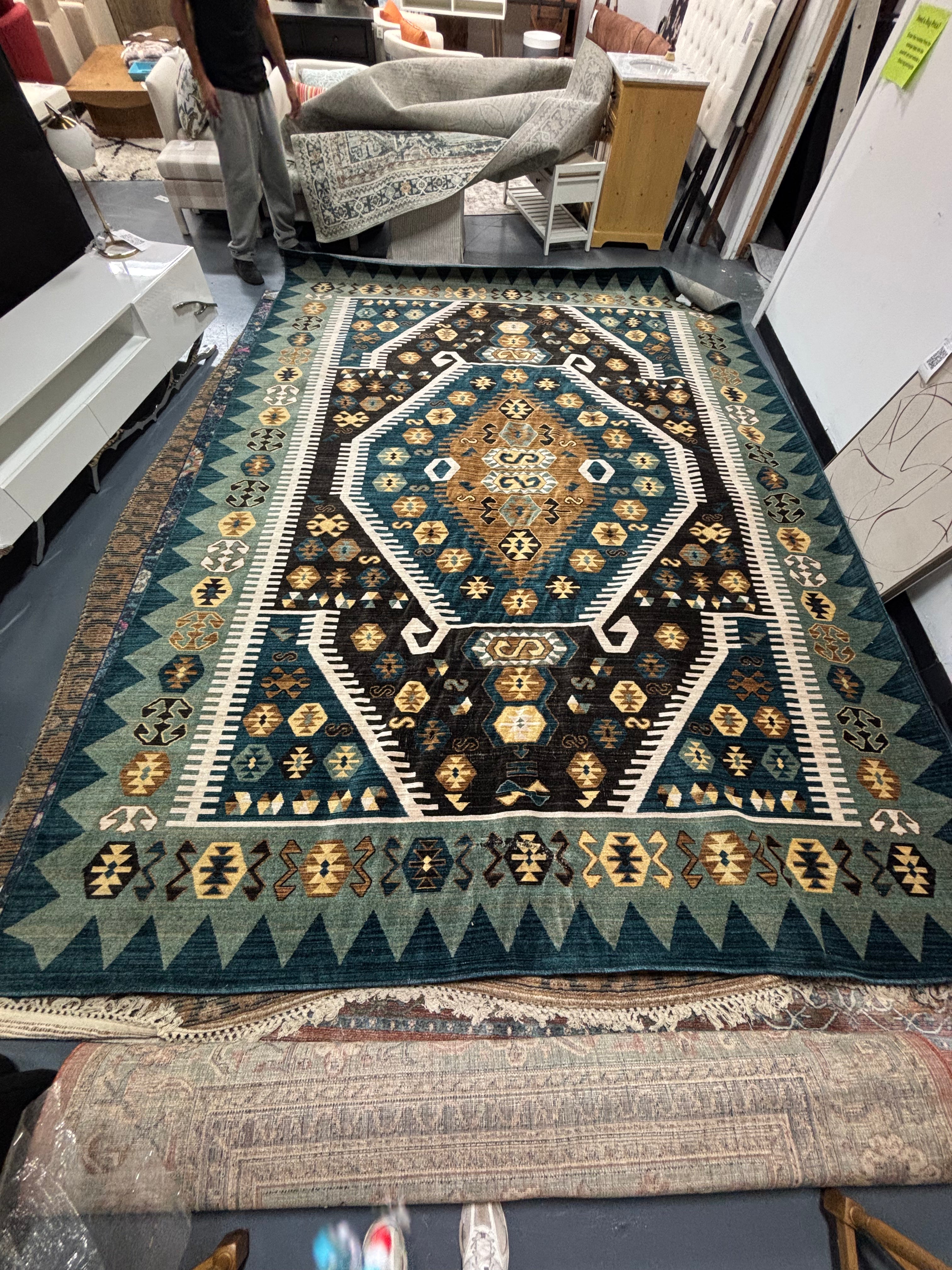 10'x13' Buttercup Diamond Vintage Persian Woven Rug SHOWROOM ITEM
