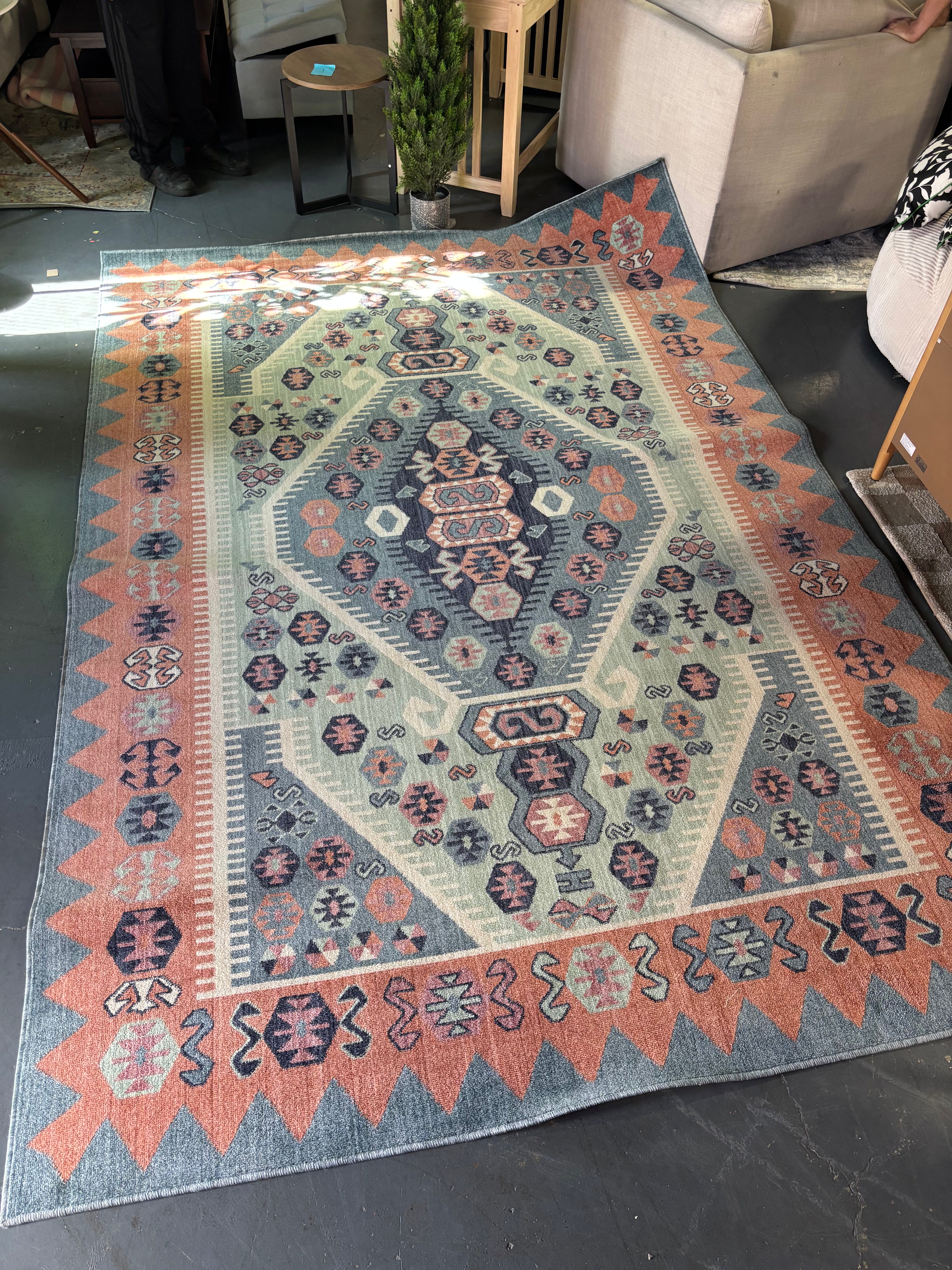 7'x10' Buttercup Diamond Vintage Persian Woven Rug SHOWROOM ITEM