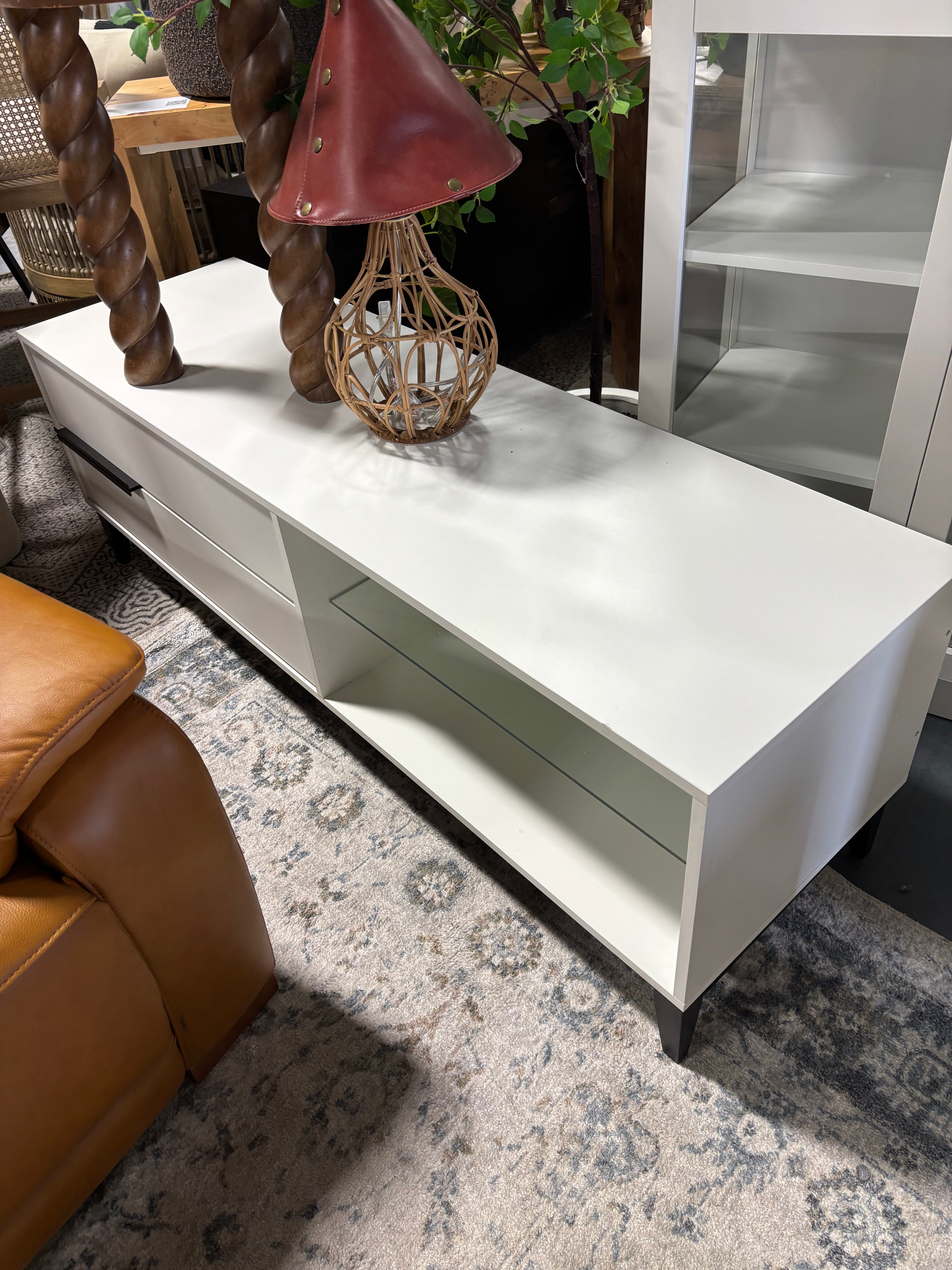 Melrose TV Stand - White SHOWROOM ITEM
