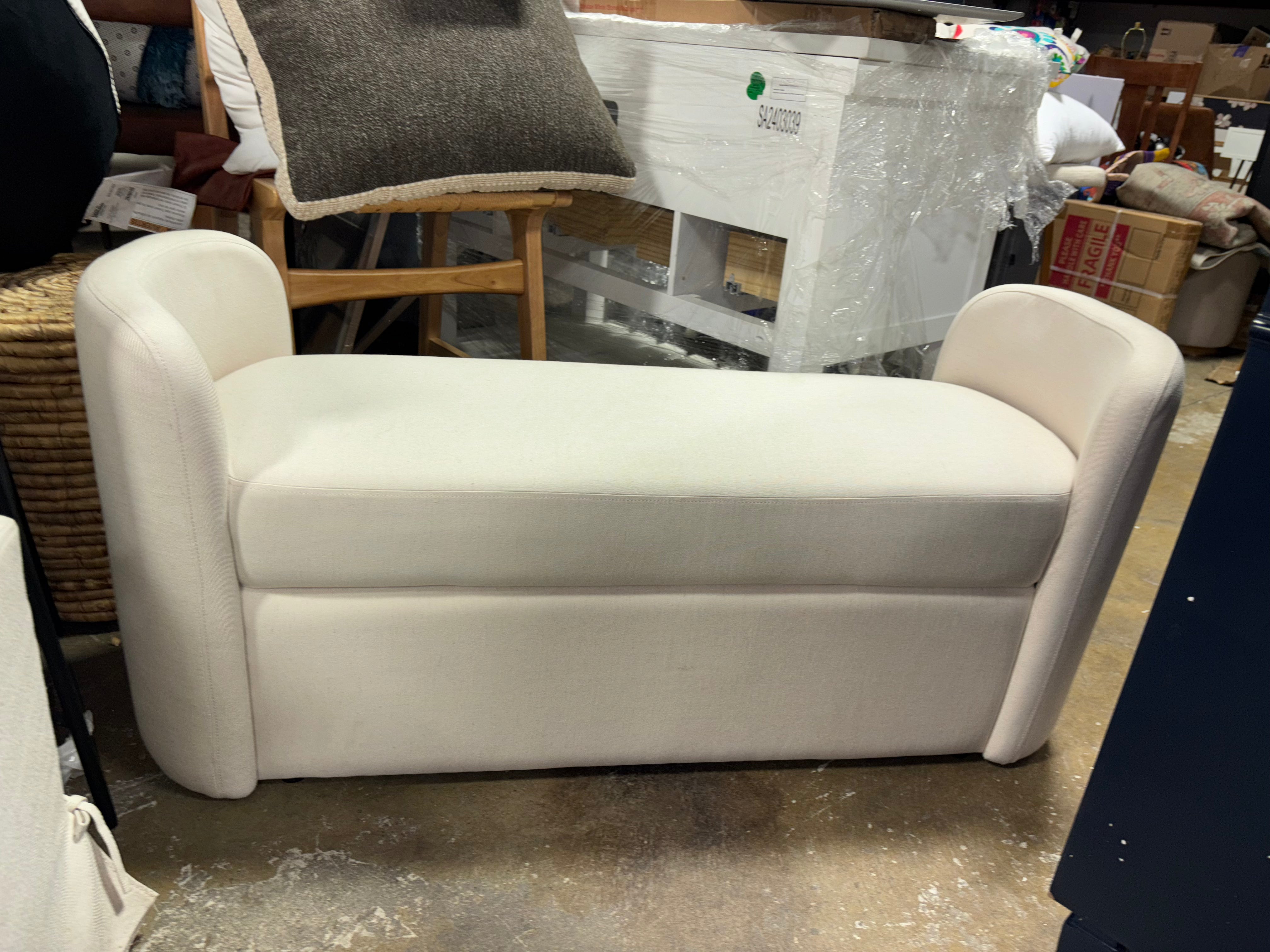 Springdell Rounded Bench  SHOWROOM ITEM