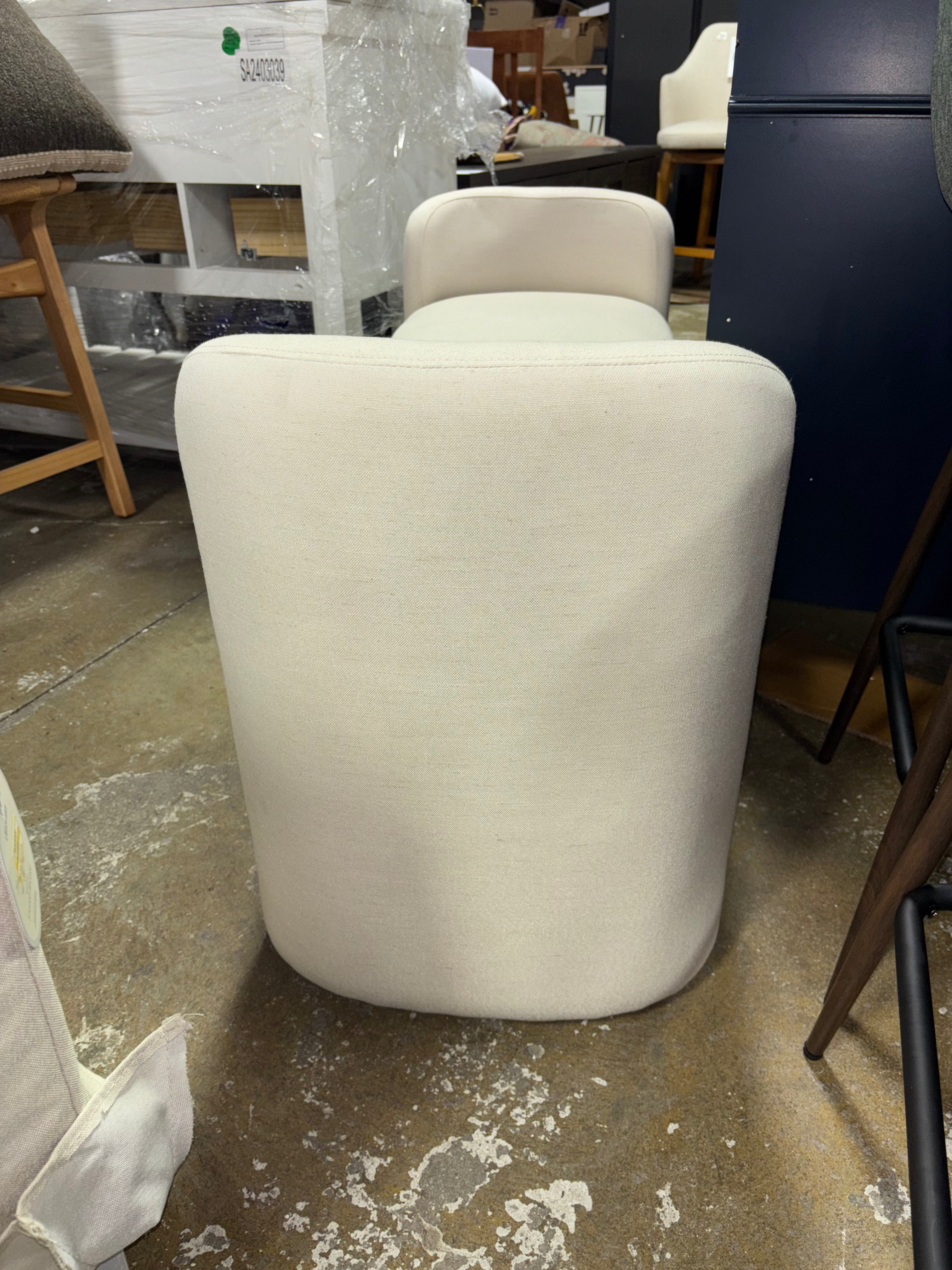 Springdell Rounded Bench  SHOWROOM ITEM