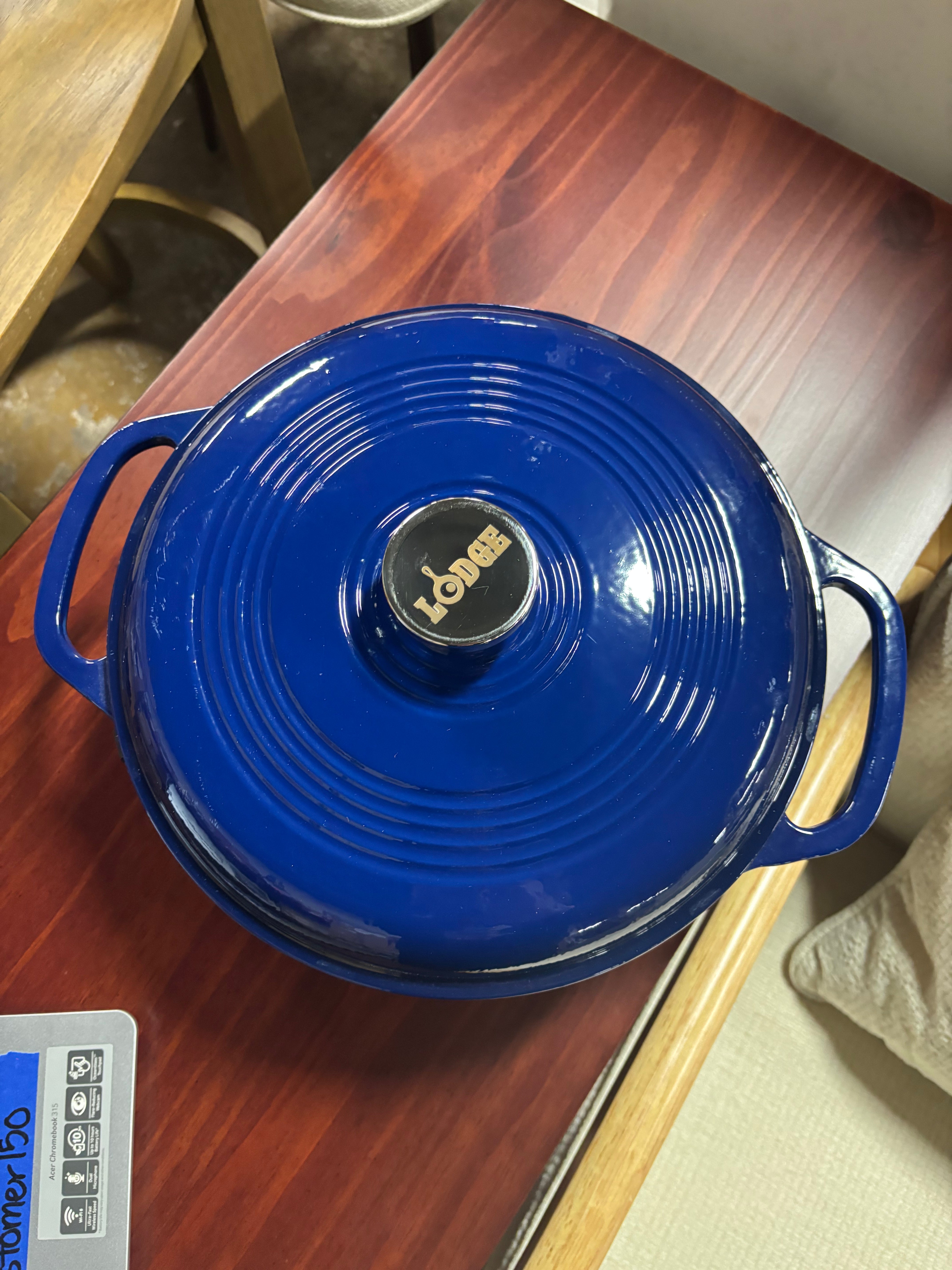 Lodge 6qt Cast Iron Enamel Dutch Oven Blue SHOWROOM ITEM