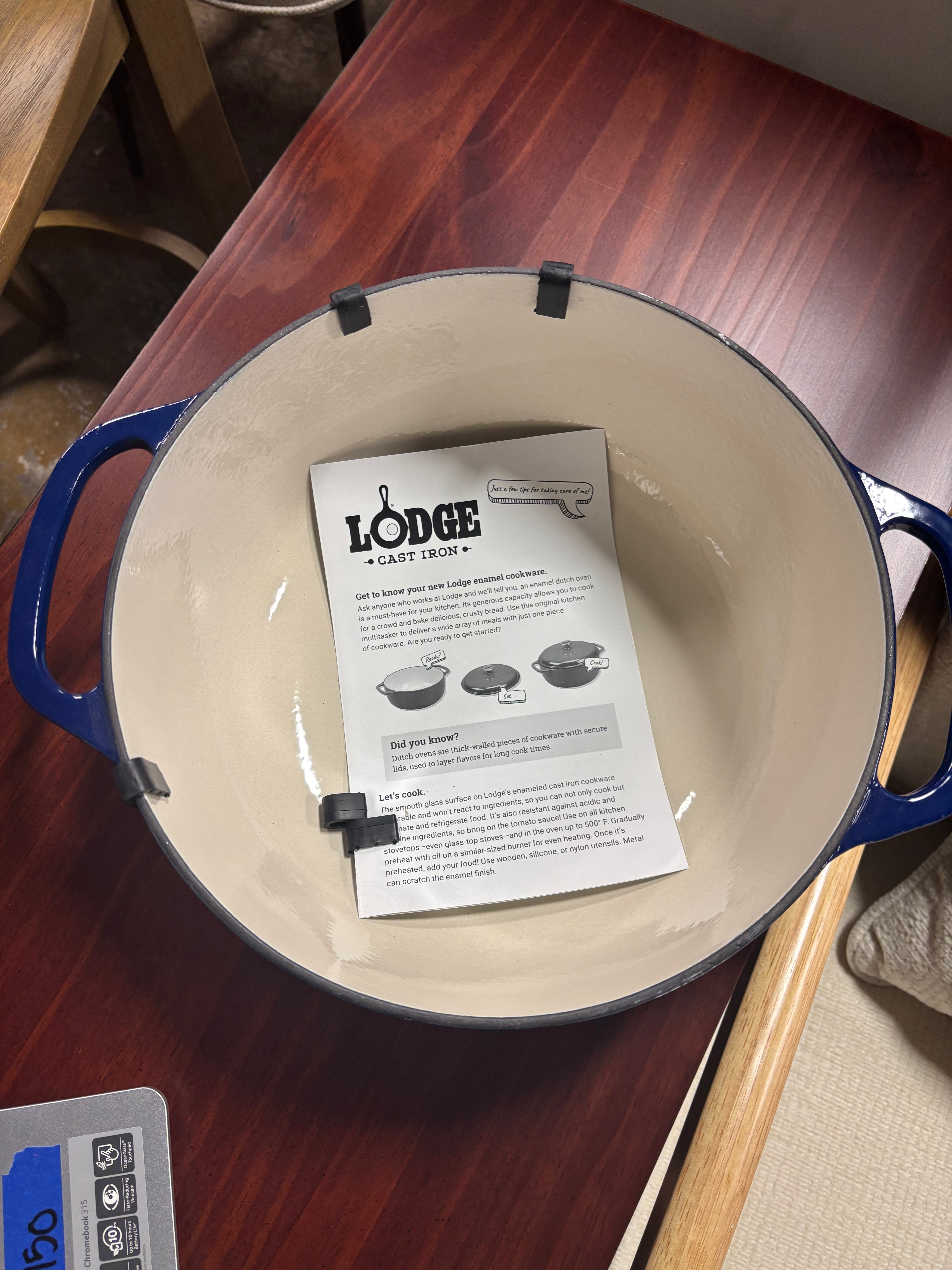 Lodge 6qt Cast Iron Enamel Dutch Oven Blue SHOWROOM ITEM