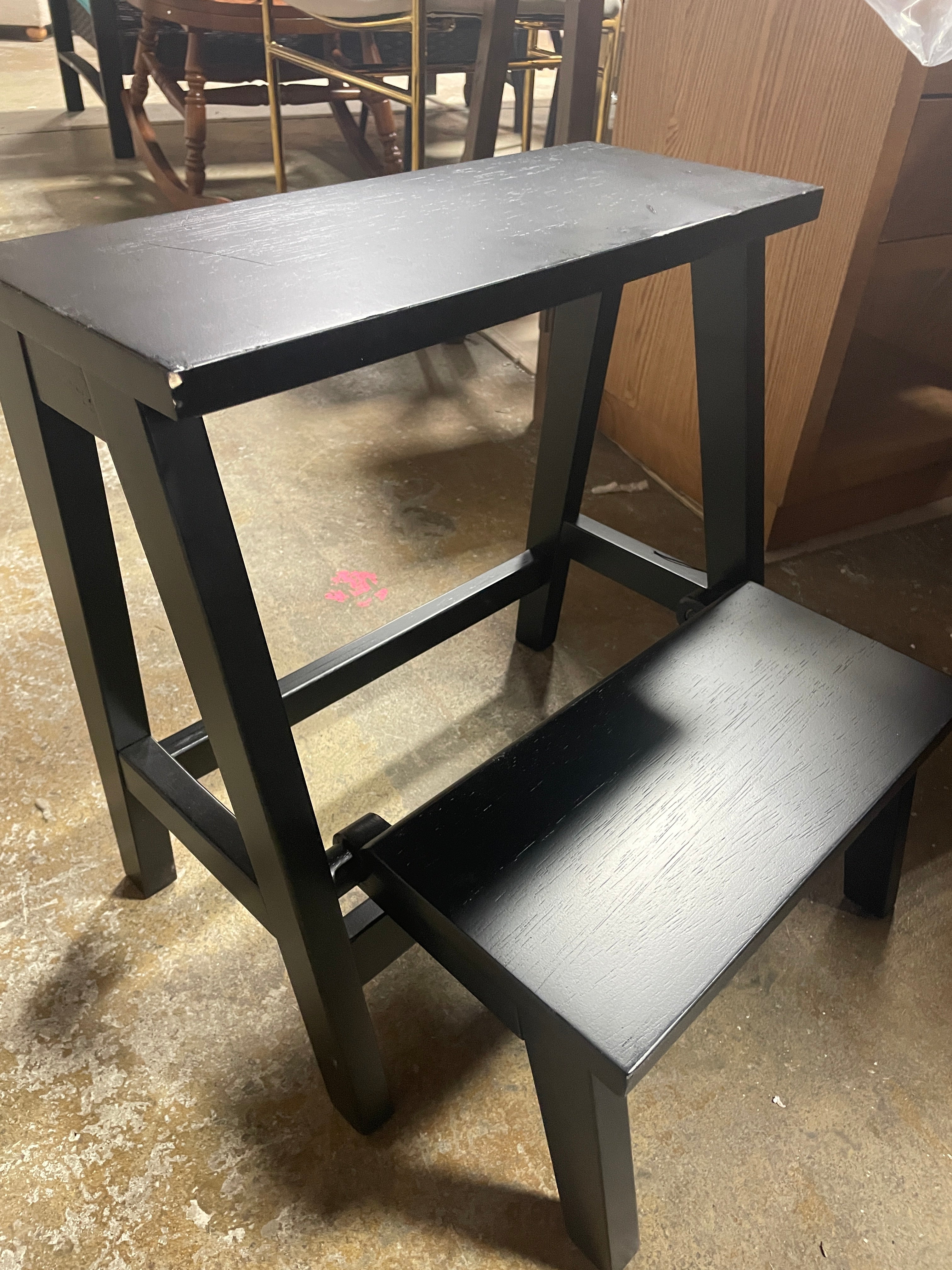 18" Wood Kitchen Step Stool SHOWROOM ITEM