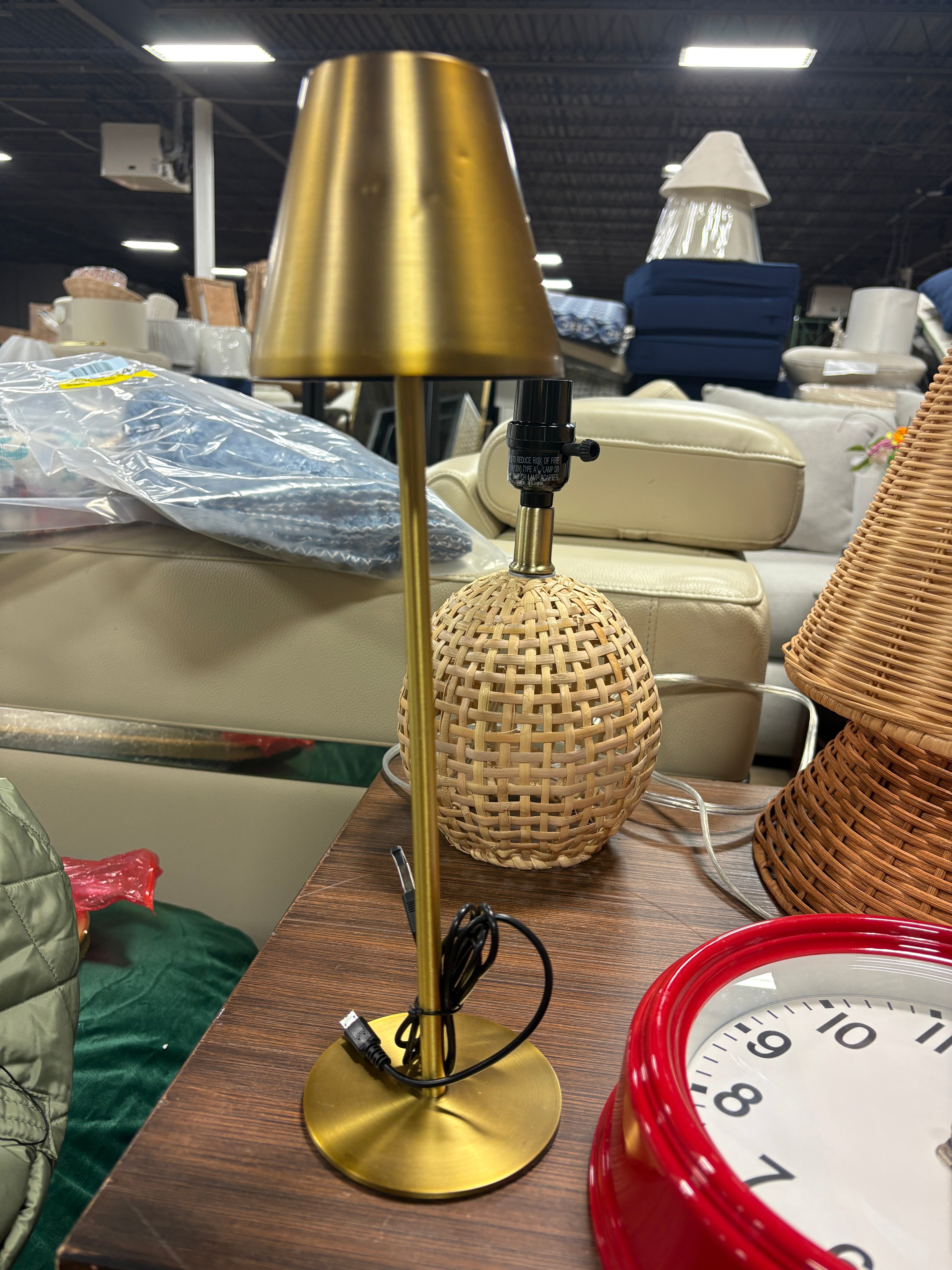 14" Rechargeable Cordless Table Lamp SHOWROOM ITEM