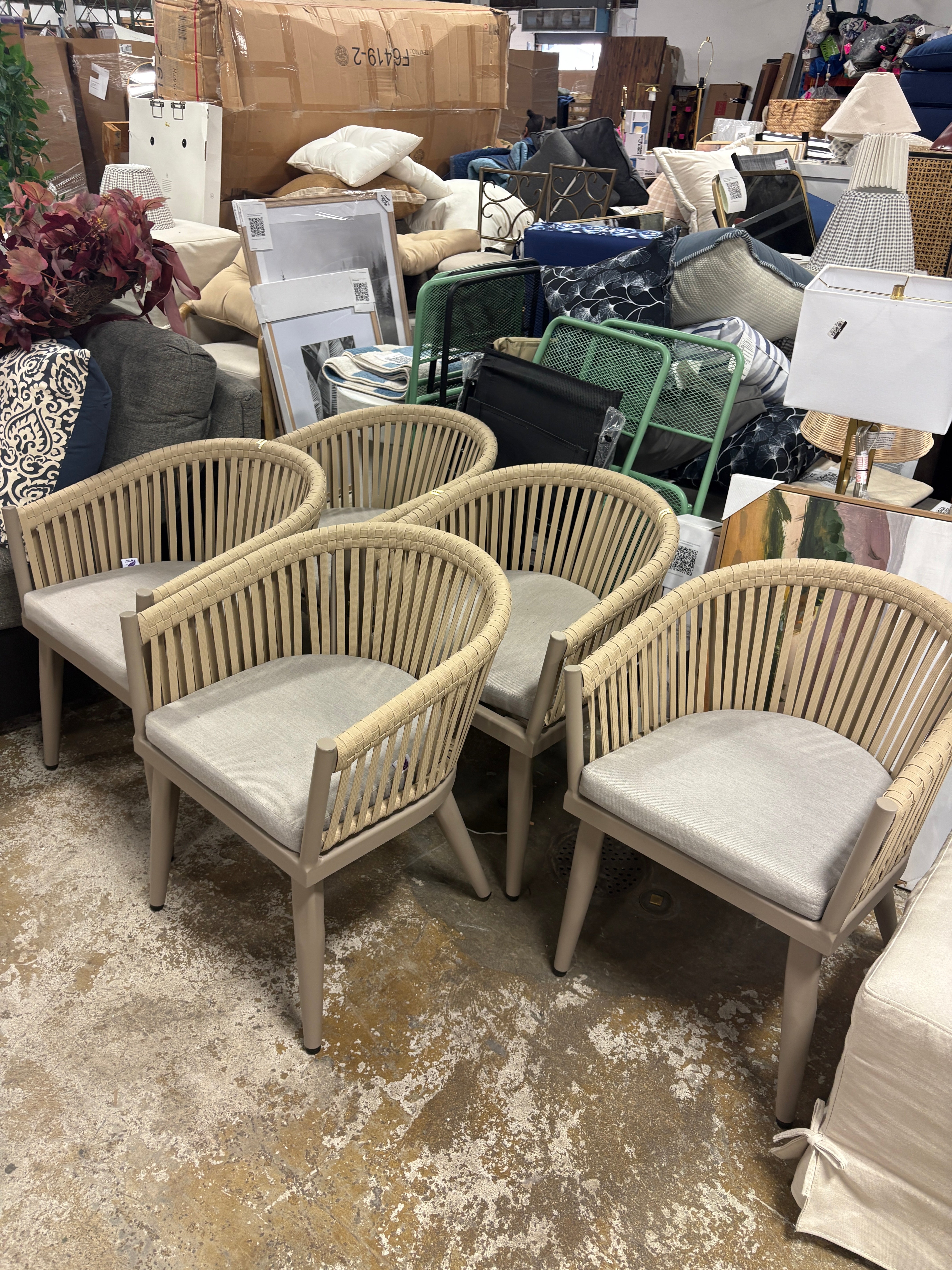 SET OF 5 Outdoor Dining Chairs with Patio Aluminium Frame All-Weather SHOWROOM ITEM