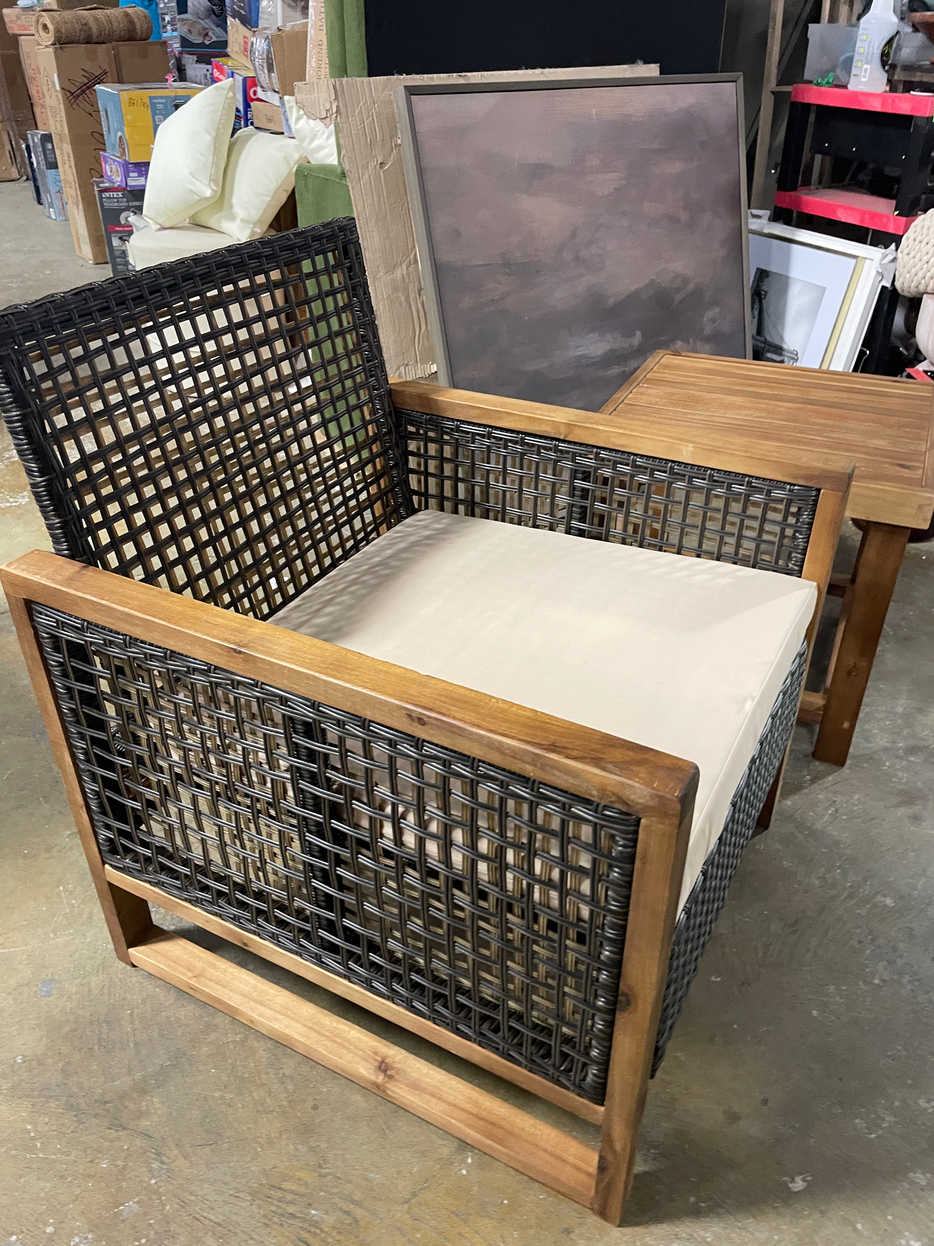 2 Piece Patio Wicker Furniture Chair and Side Table, SHOWROOM ITEM