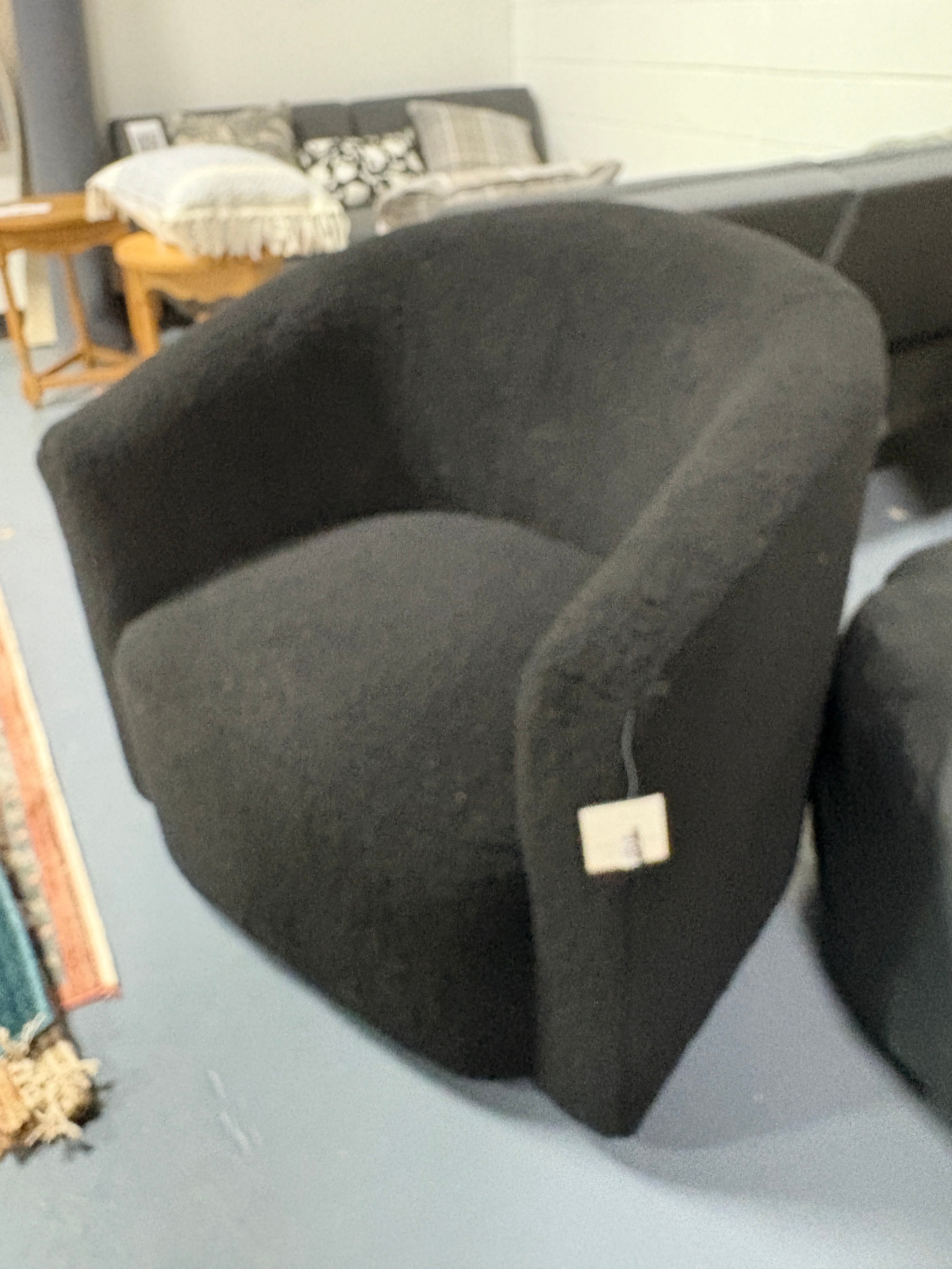 Large Aveline Swivel Chair SHOWROOM ITEM
