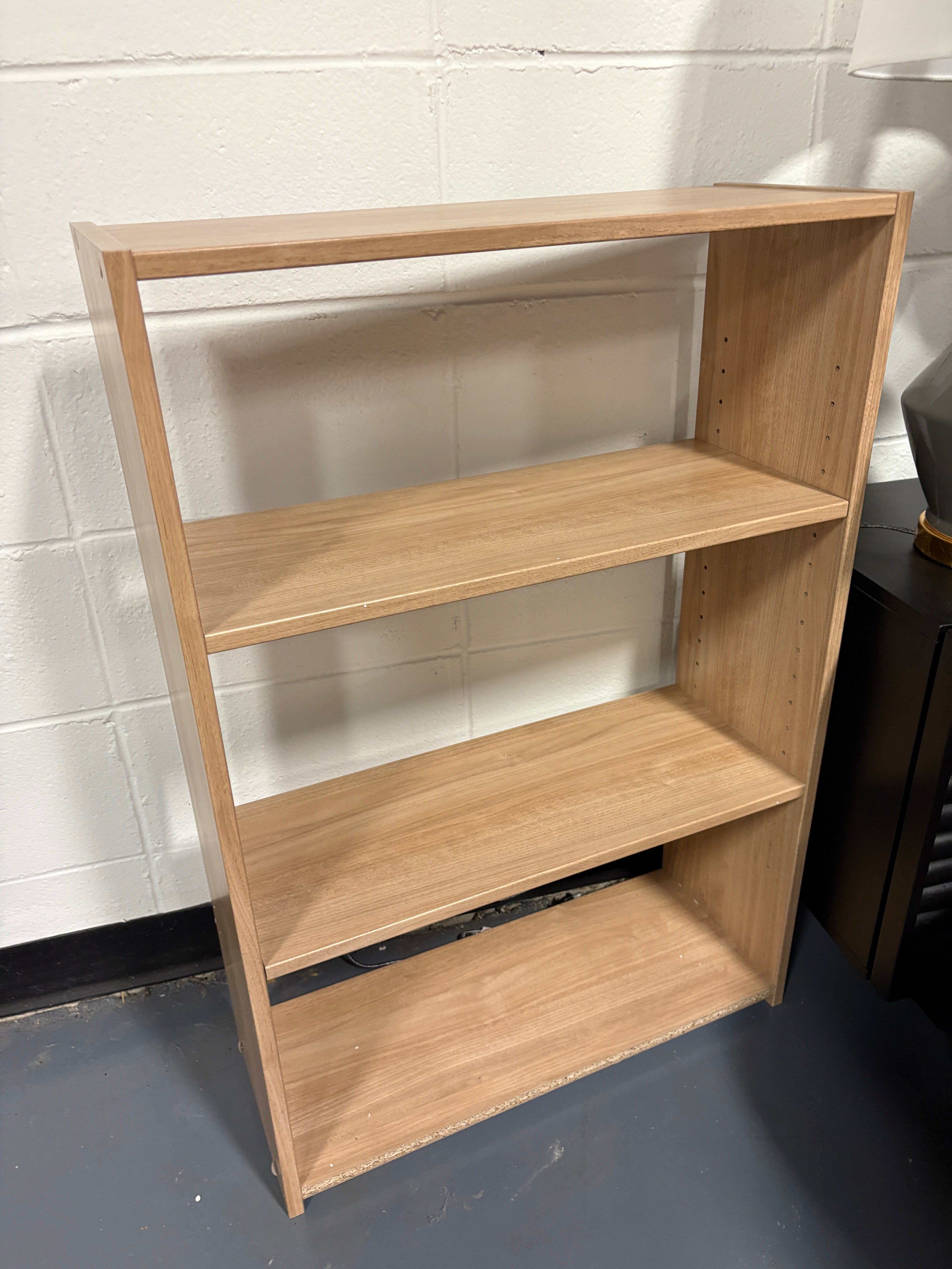 Bookshelf SHOWROOM ITEM