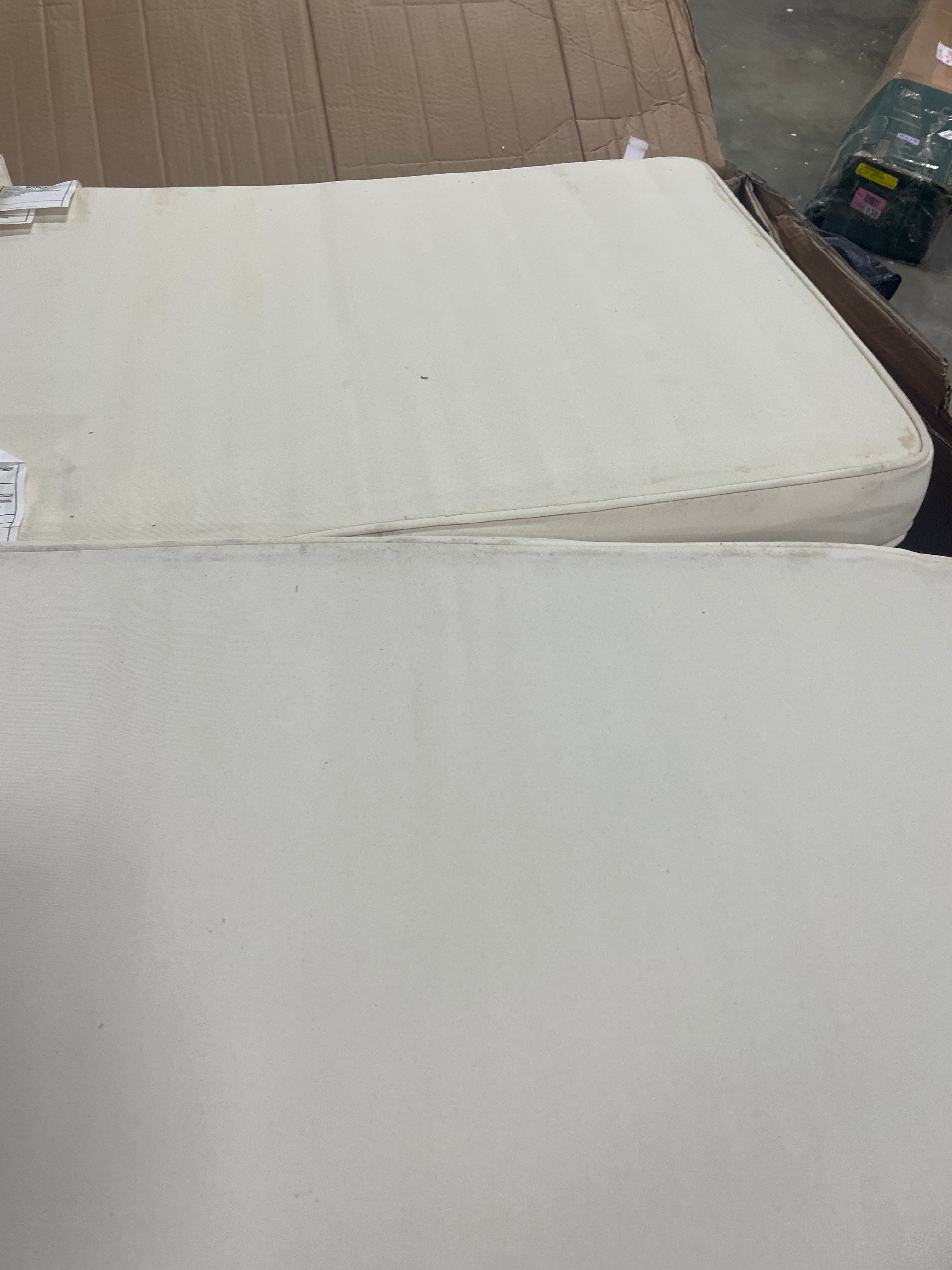 4 - Person Outdoor Seating Group with Cushions (final cut, no further discounts)
